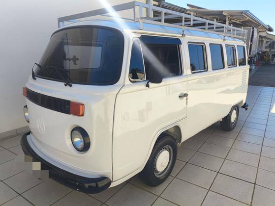 VOLKSWAGEN KOMBI 1.6 STD 8V GASOLINA 3P MANUAL VOLKSWAGEN KOMBI 1.6 STD 8V GASOLINA 3P MANUAL